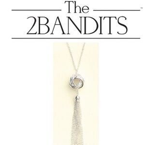 The 2Bandits Long Tassel Necklace
